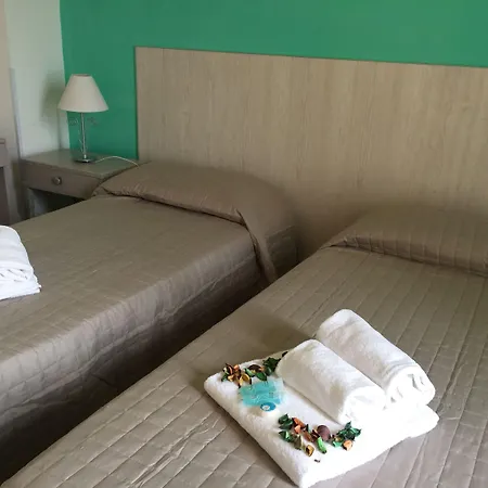 Domus Ξενοδοχείο