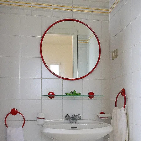 Domus Hotel