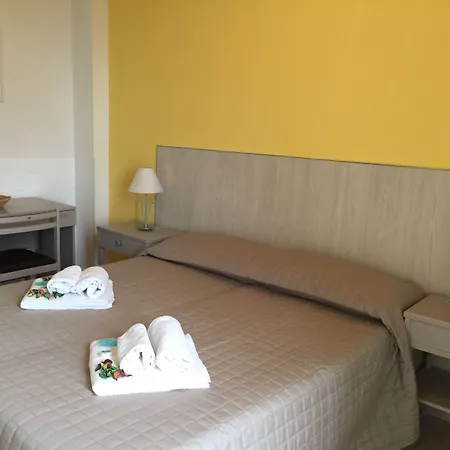 Domus Hotel