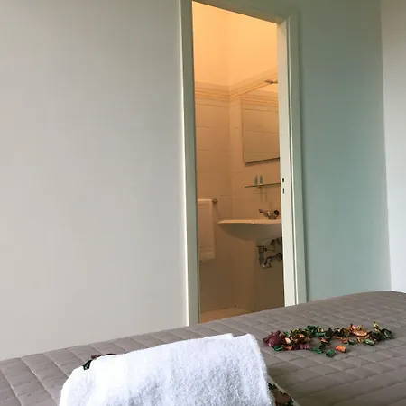 ホテル Domus 3*